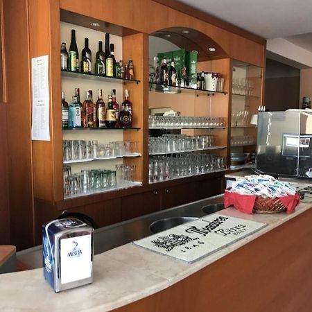 Hotel Villa Vera Rimini Luaran gambar