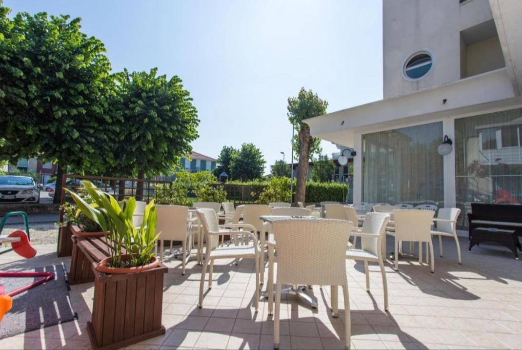 Hotel Villa Vera Rimini Luaran gambar