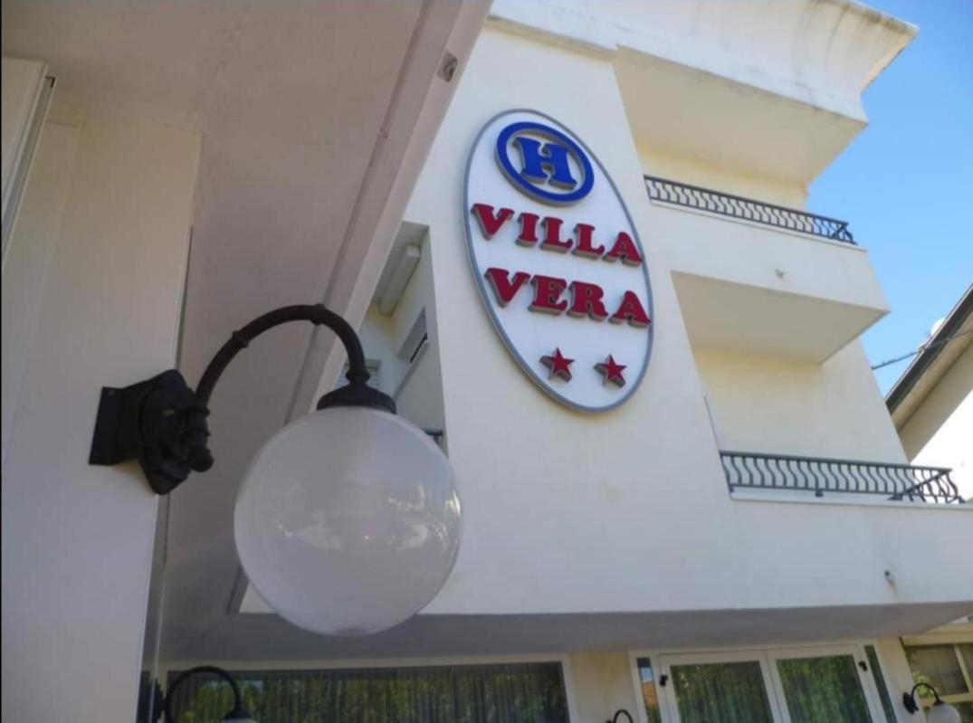 Hotel Villa Vera Rimini Luaran gambar